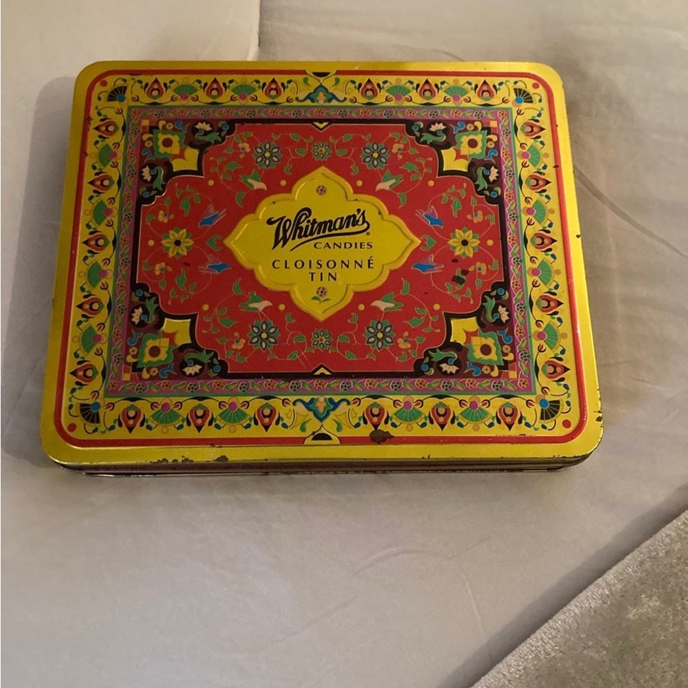 Whitman closoinne tin